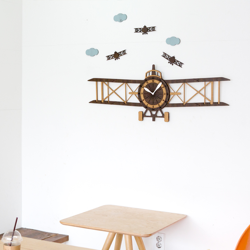 飞机时钟创意挂钟客厅现代欧式儿童卡通木质挂表